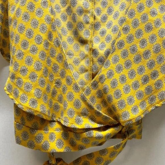 june & hudson Summer Top Women's Small Yellow Floral Open Front Tie Wrap Blouse - Picture 8 of 11